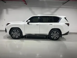 Lexus LX 2025 — Mawater City
