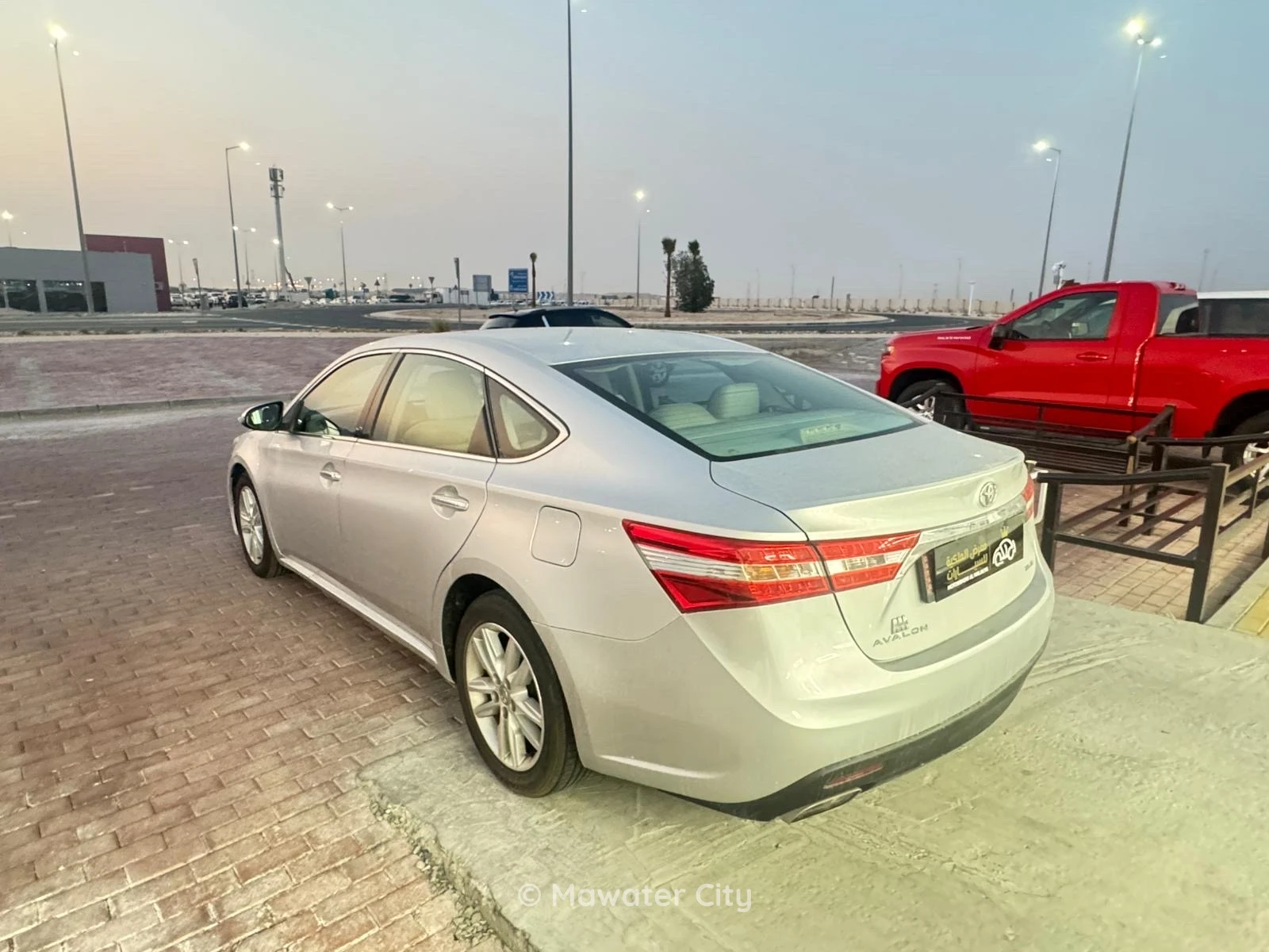 Toyota Avalon 2014 — Mawater City