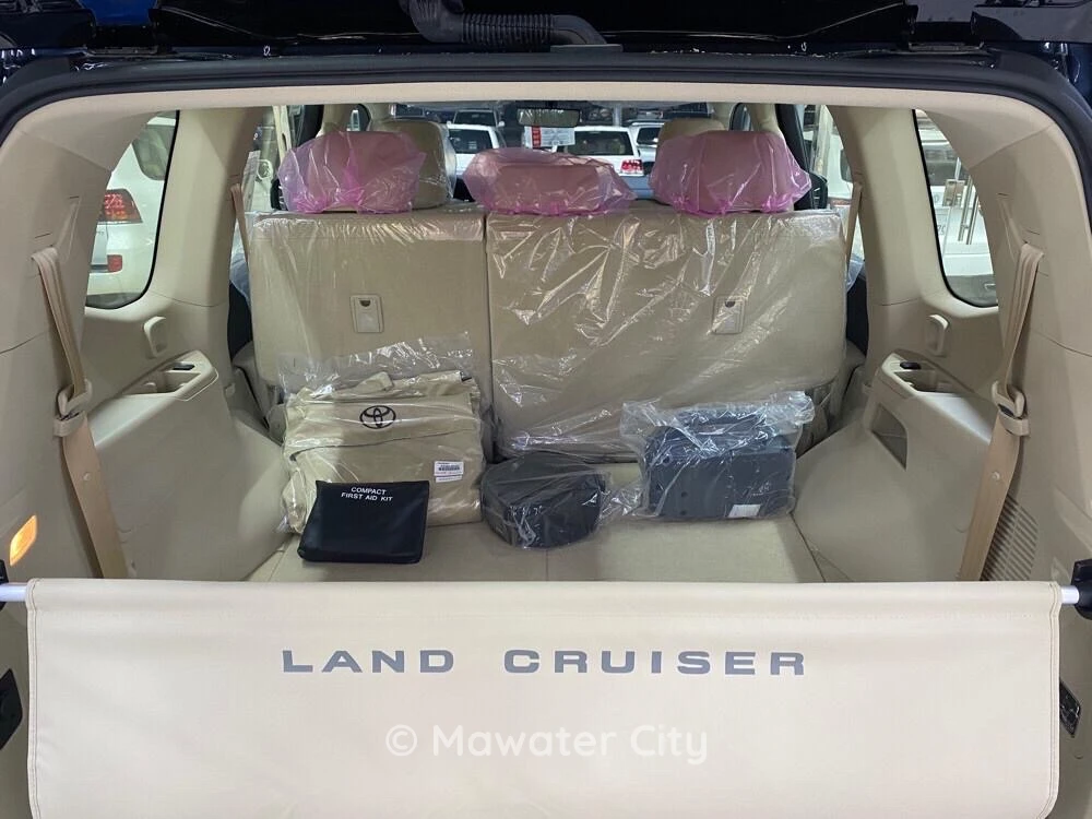 Toyota Land Cruiser GXR 2026 — Mawater City