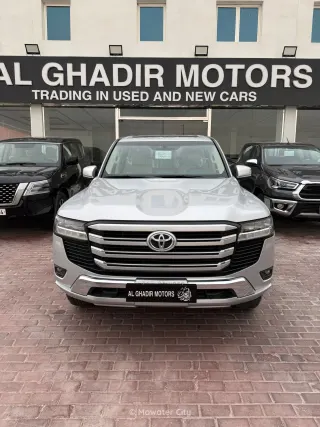 Toyota Land Cruiser GXR 2025 — Mawater City
