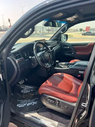 Lexus LX 570 2018 — Mawater City