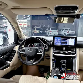 Toyota Land Cruiser VXR 2022 — Mawater City