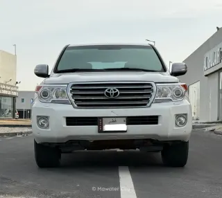 Toyota Land Cruiser GXR 2014 — Mawater City