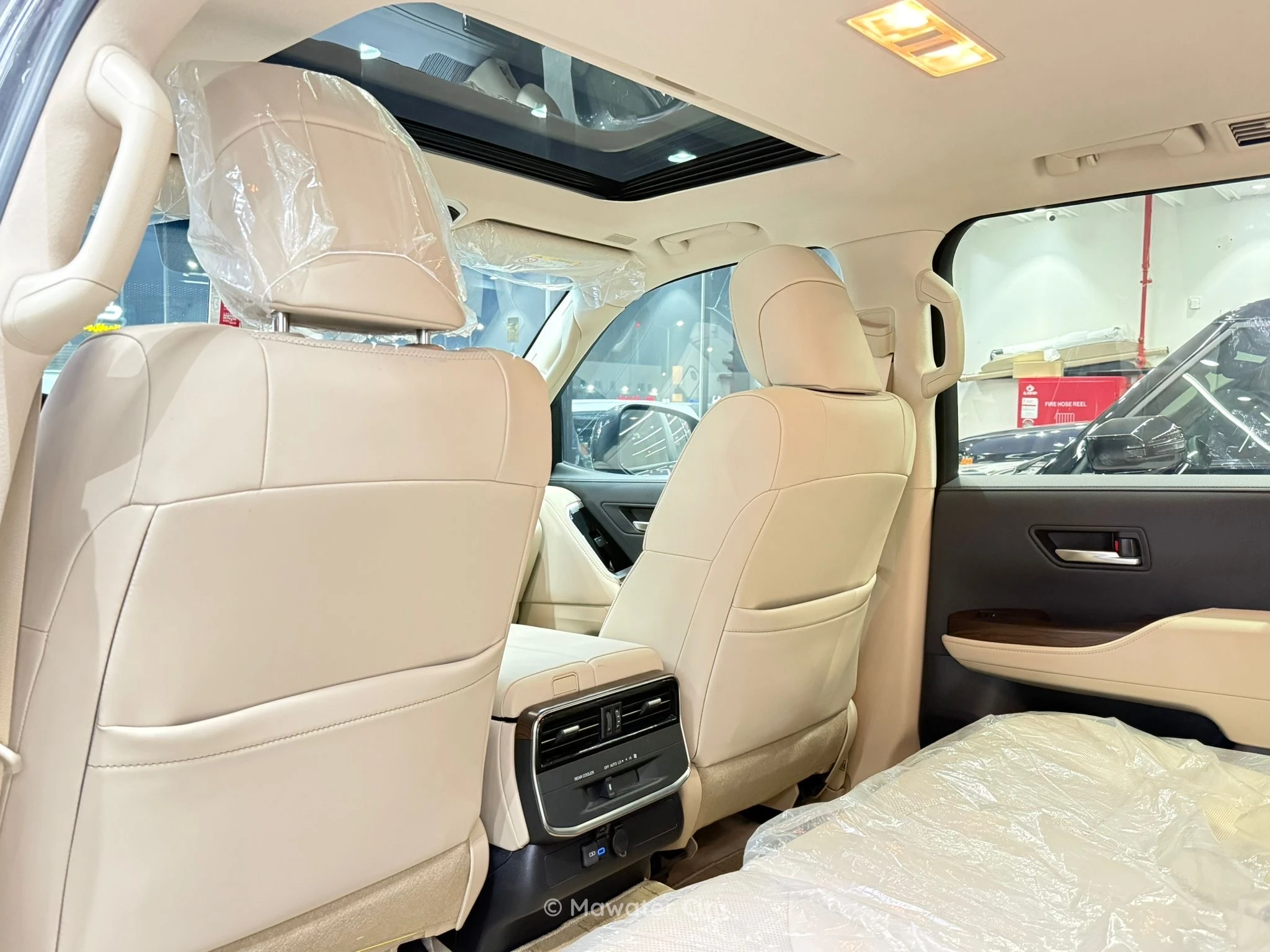 Toyota Land Cruiser GXR 2024 — Mawater City