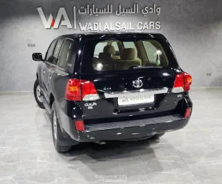 Toyota Land Cruiser GXR 2015 — Mawater City