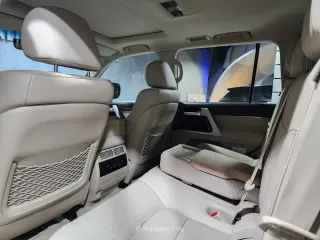 Toyota Land Cruiser VXR 2018 — Mawater City