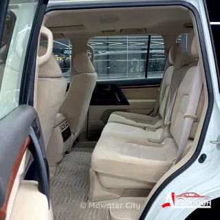Toyota Land Cruiser GXR 2015 — Mawater City