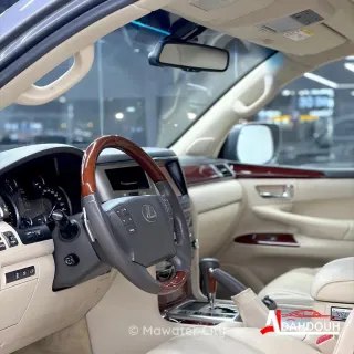 Lexus LX 570 2015 — Mawater City