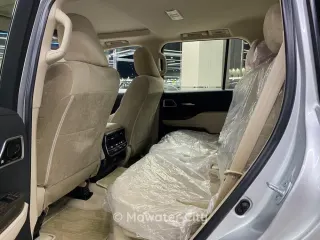 Toyota Land Cruiser VXR 2023 — Mawater City