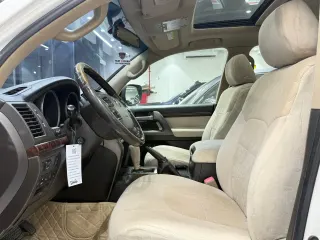 Toyota Land Cruiser VXR 2009 — Mawater City
