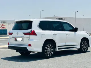 Lexus LX 570 2019 — Mawater City
