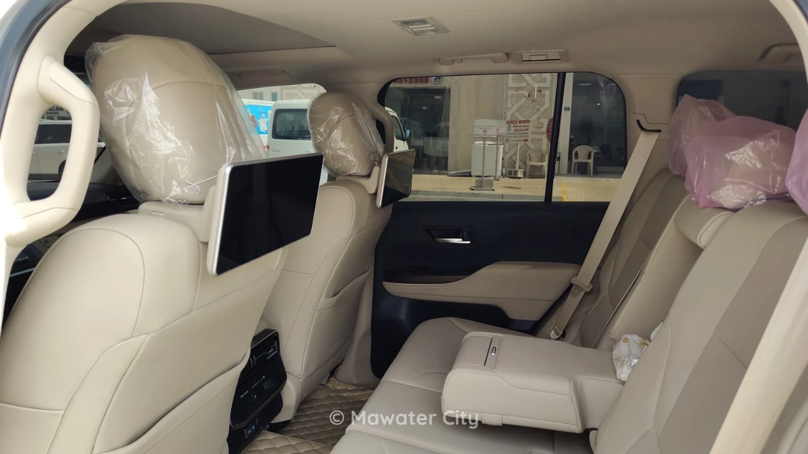 Toyota Land Cruiser GXR 2024 — Mawater City