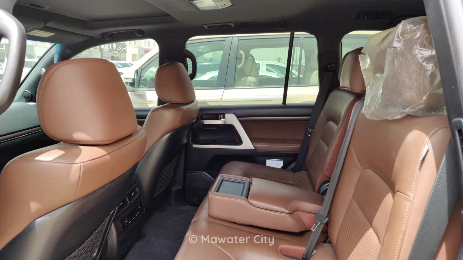 Toyota Land Cruiser VXR 2021 — Mawater City