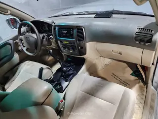 Toyota Land Cruiser GX 2005 — Mawater City