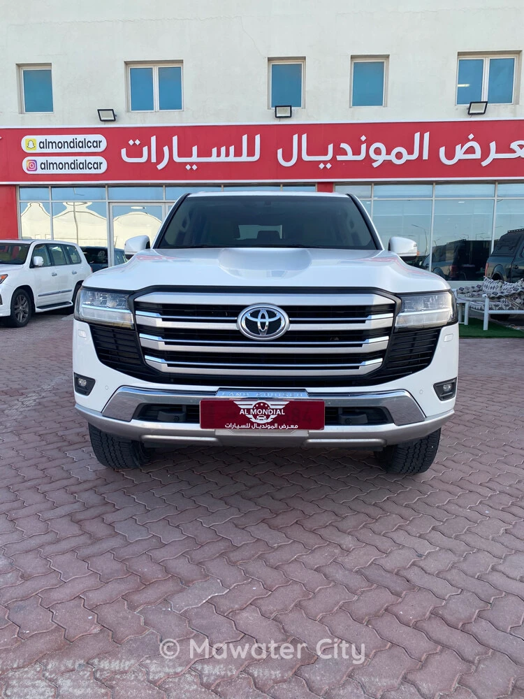 Toyota Land Cruiser GXR 2024 — Mawater City