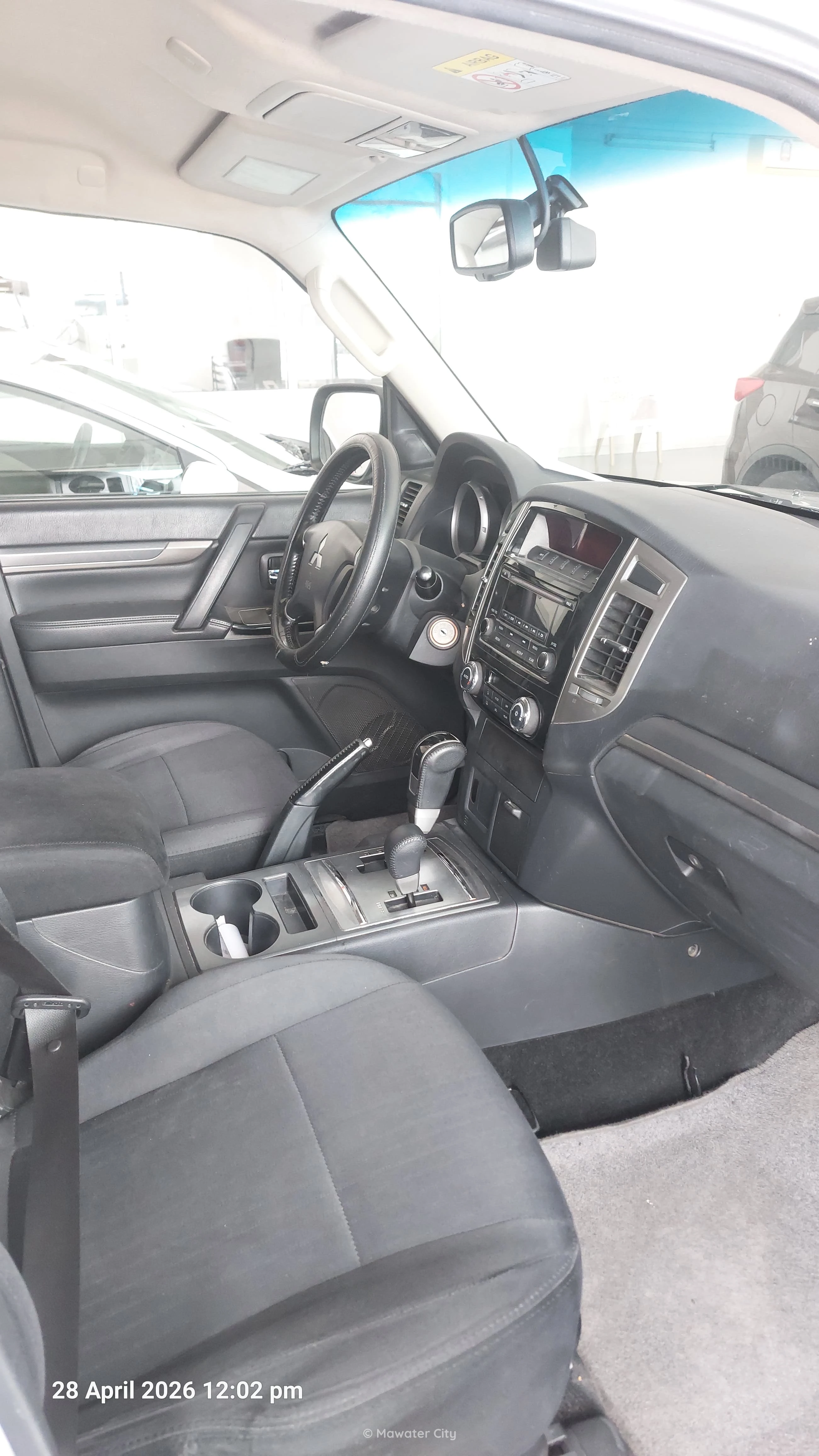Mitsubishi Pajero 2020 — Mawater City