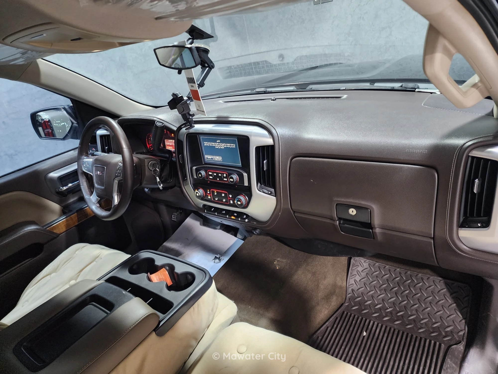 GMC Sierra 2015 — Mawater City