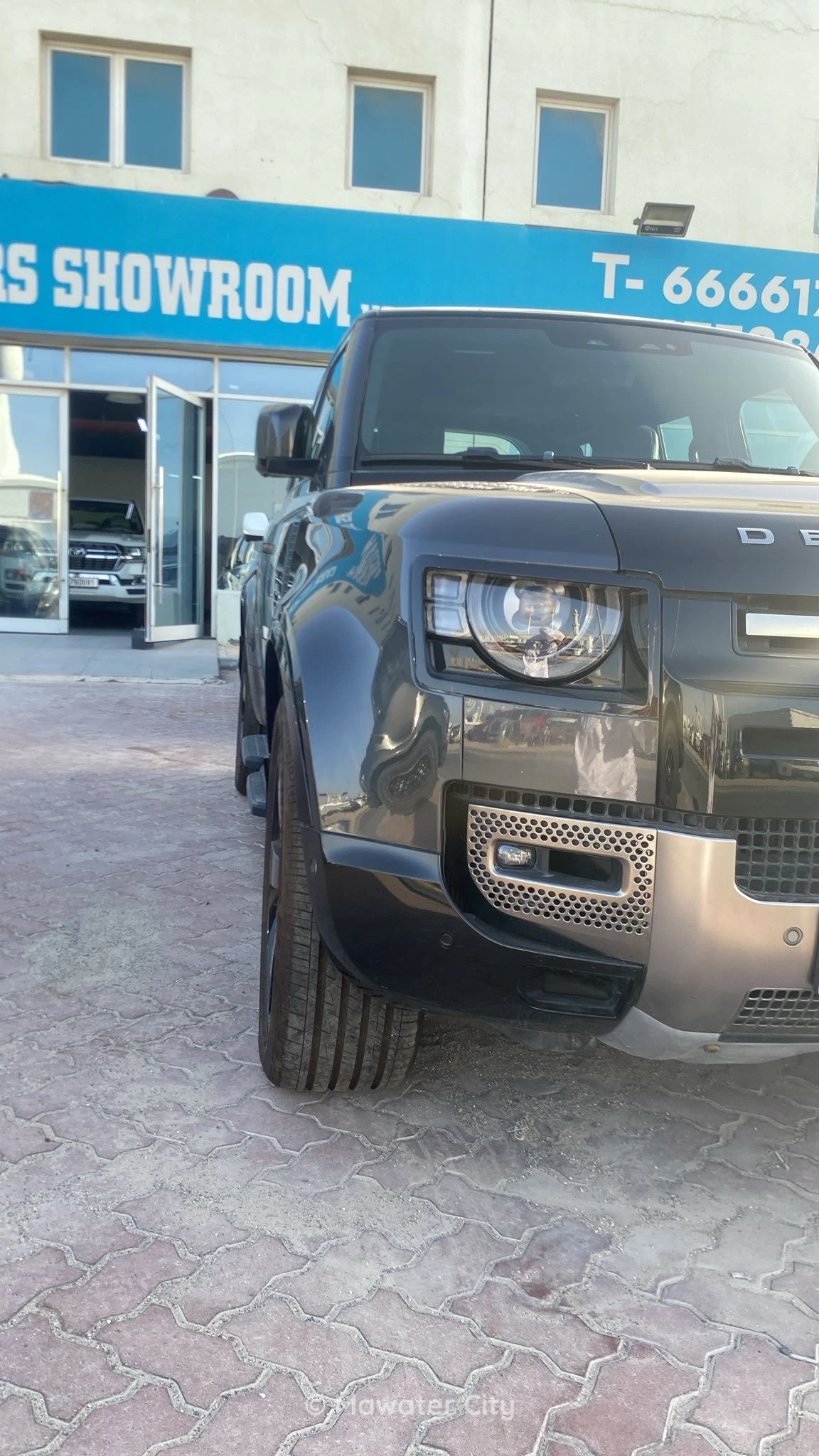 Land Rover Defender 2022 — Mawater City