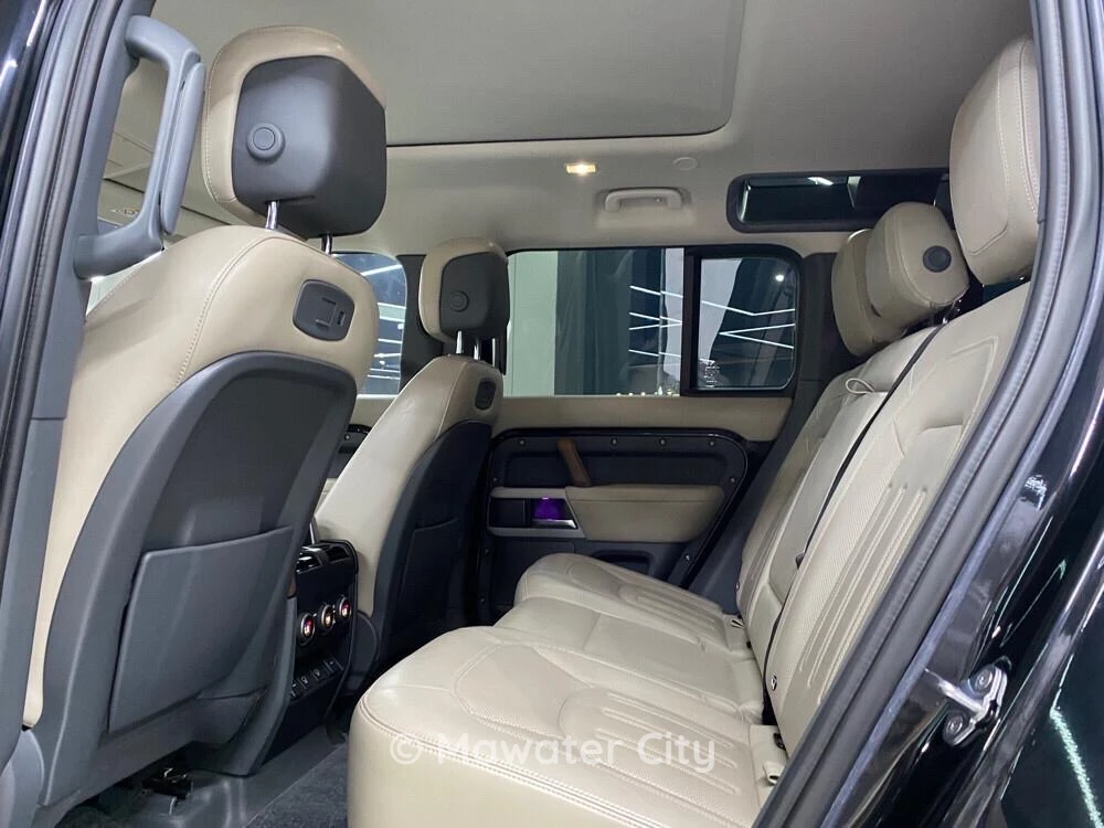 Land Rover Defender 2022 — Mawater City