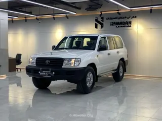 Toyota Land Cruiser 2006 — Mawater City