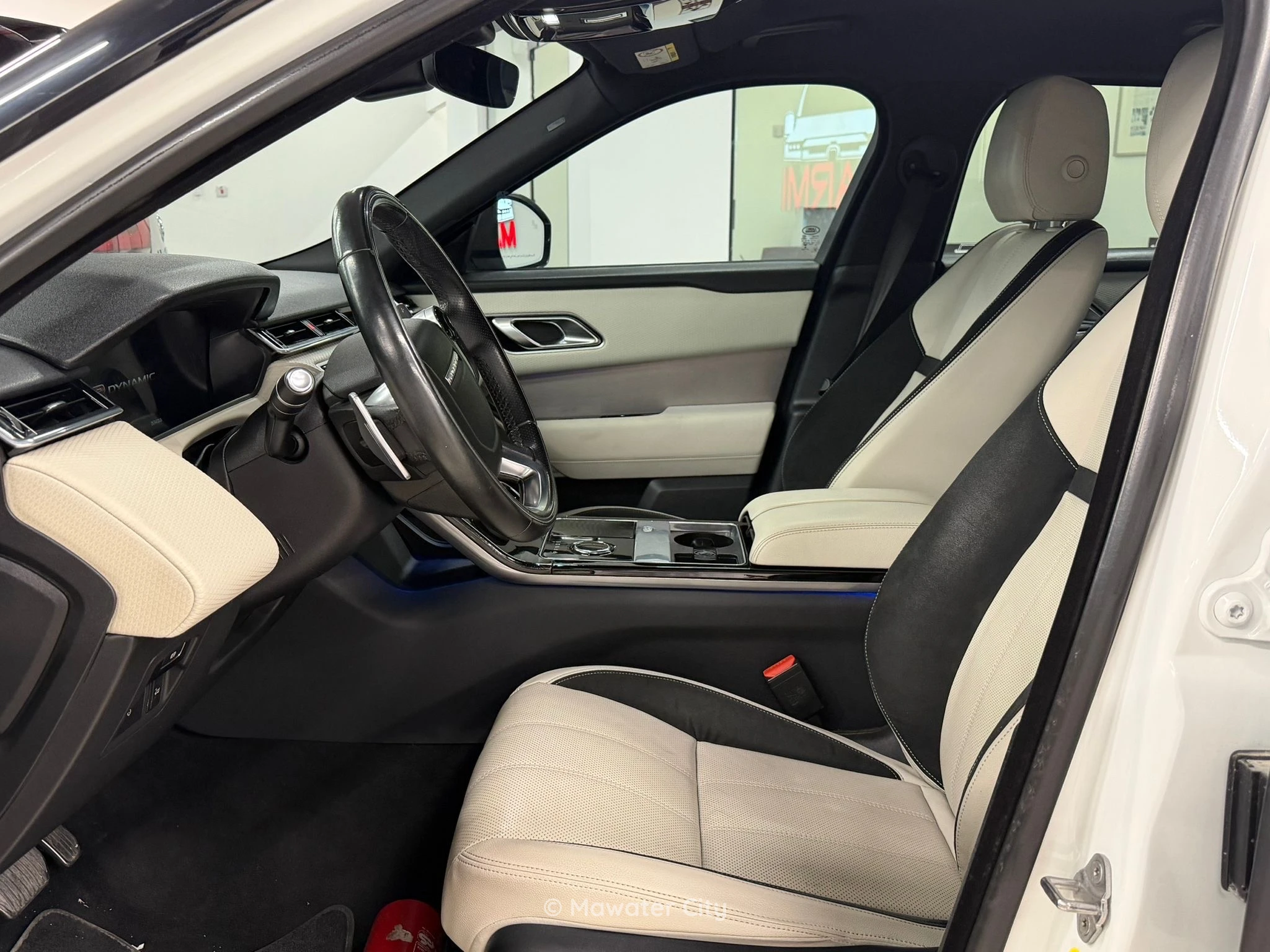 Land Rover Range Rover 2018 — Mawater City