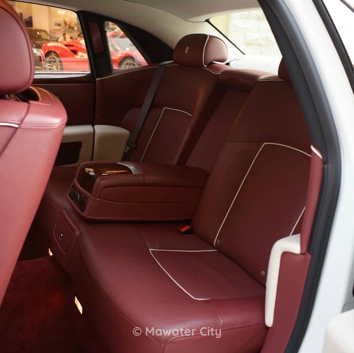 Rolls-Royce Ghost 2012 — Mawater City