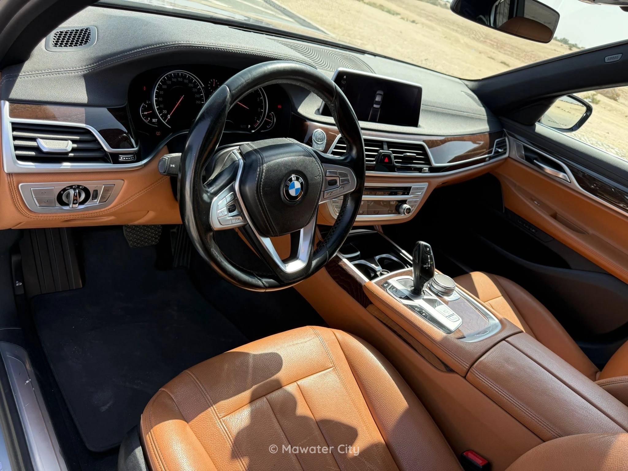 BMW 7 Series 2019 — Mawater City