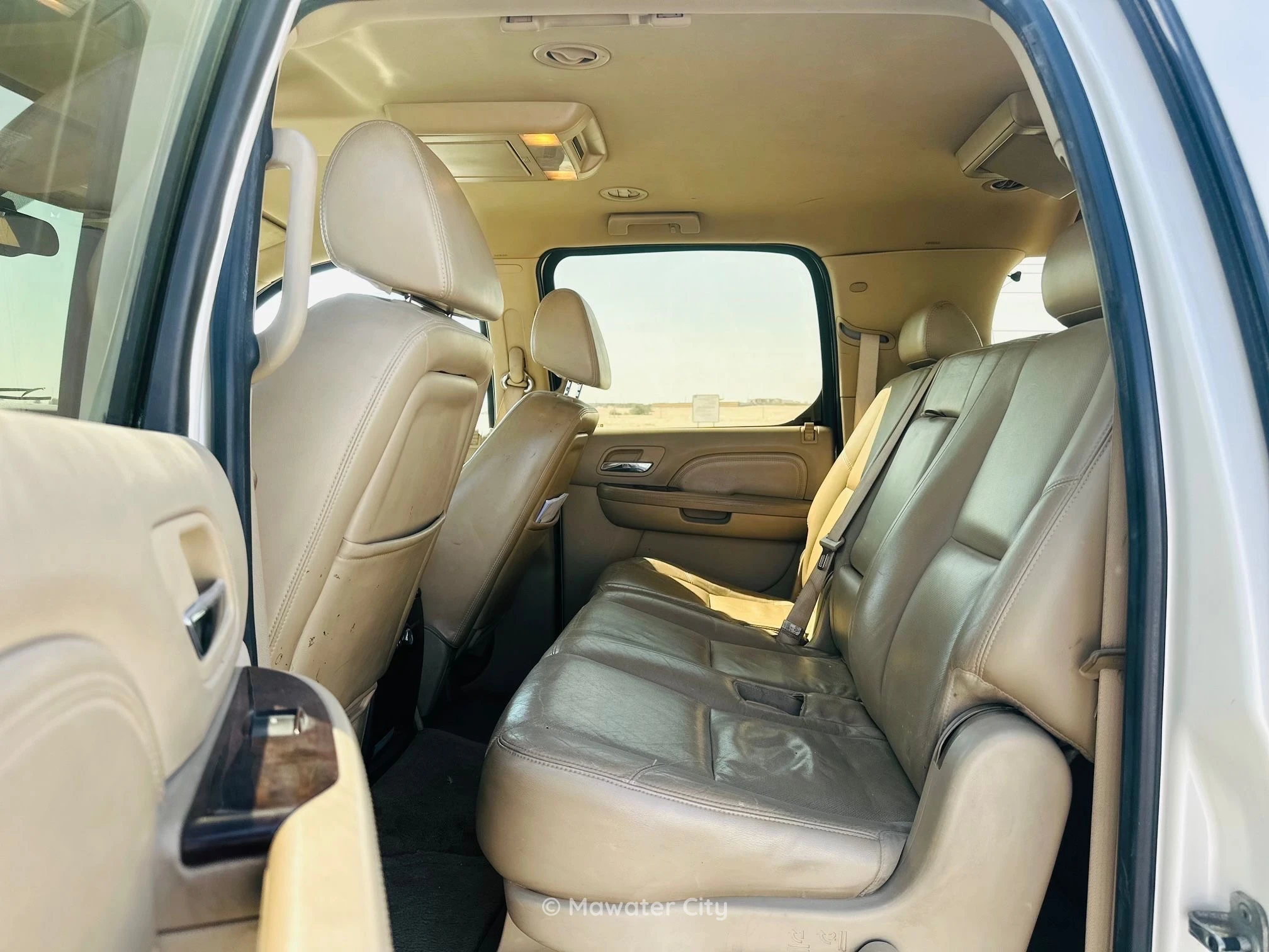 Cadillac Escalade 2009 — Mawater City