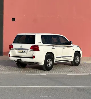 Toyota Land Cruiser VXR 2013 — Mawater City