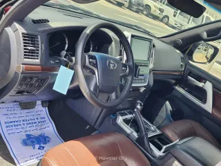 Toyota Land Cruiser VXR 2021 — Mawater City
