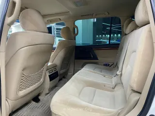 Toyota Land Cruiser GXR 2012 — Mawater City