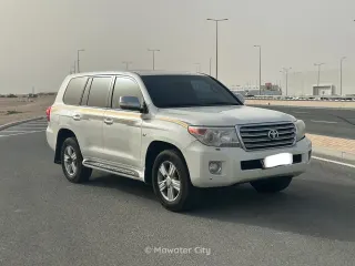 Toyota Land Cruiser VXR 2012 — Mawater City