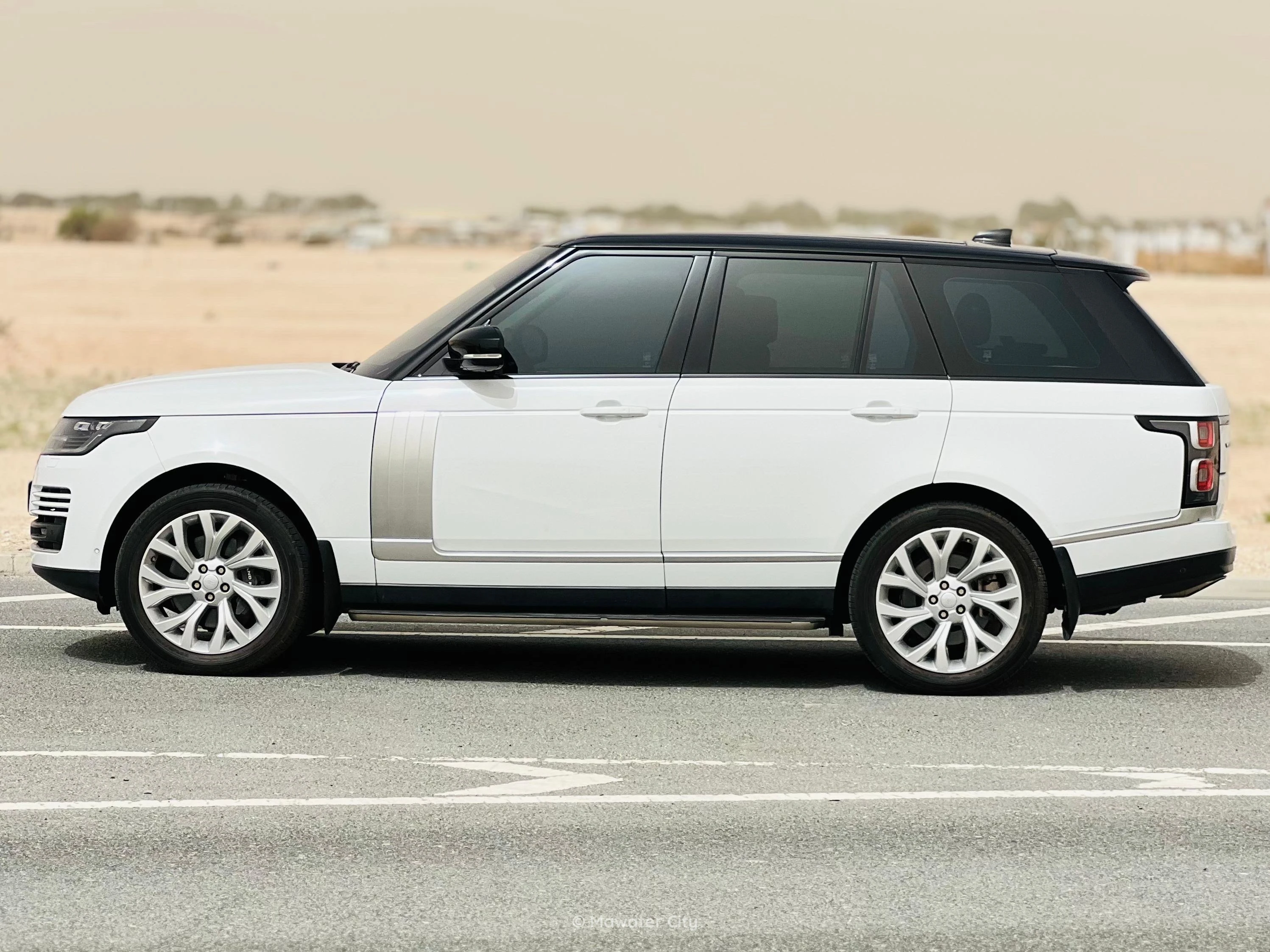 Land Rover Range Rover 2019 — Mawater City