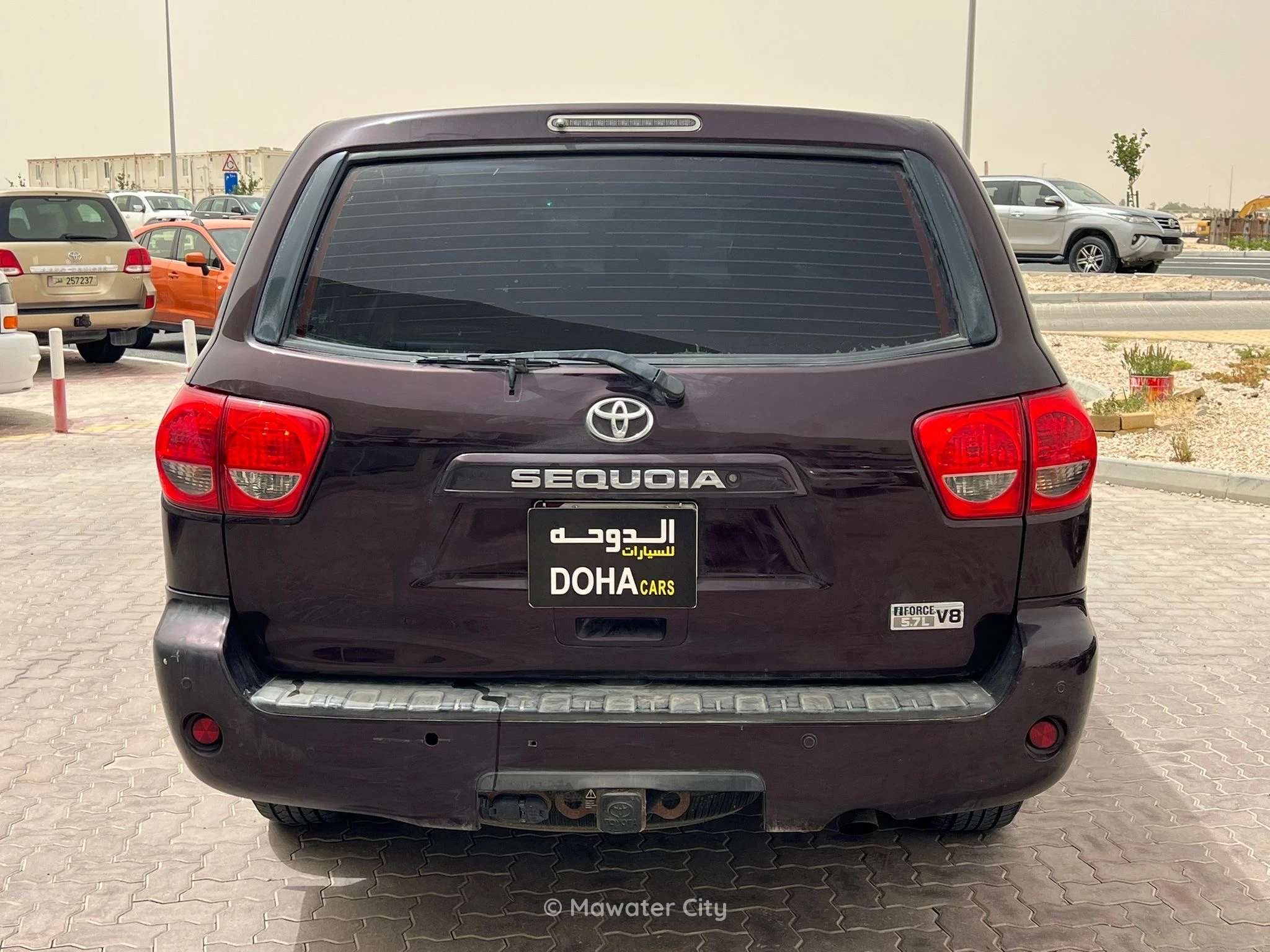 Toyota Sequoia 2014 — Mawater City
