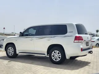 Toyota Land Cruiser GX 2009 — Mawater City