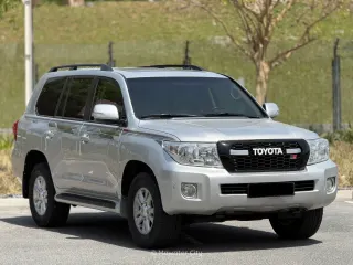 Toyota Land Cruiser GXR 2013 — Mawater City