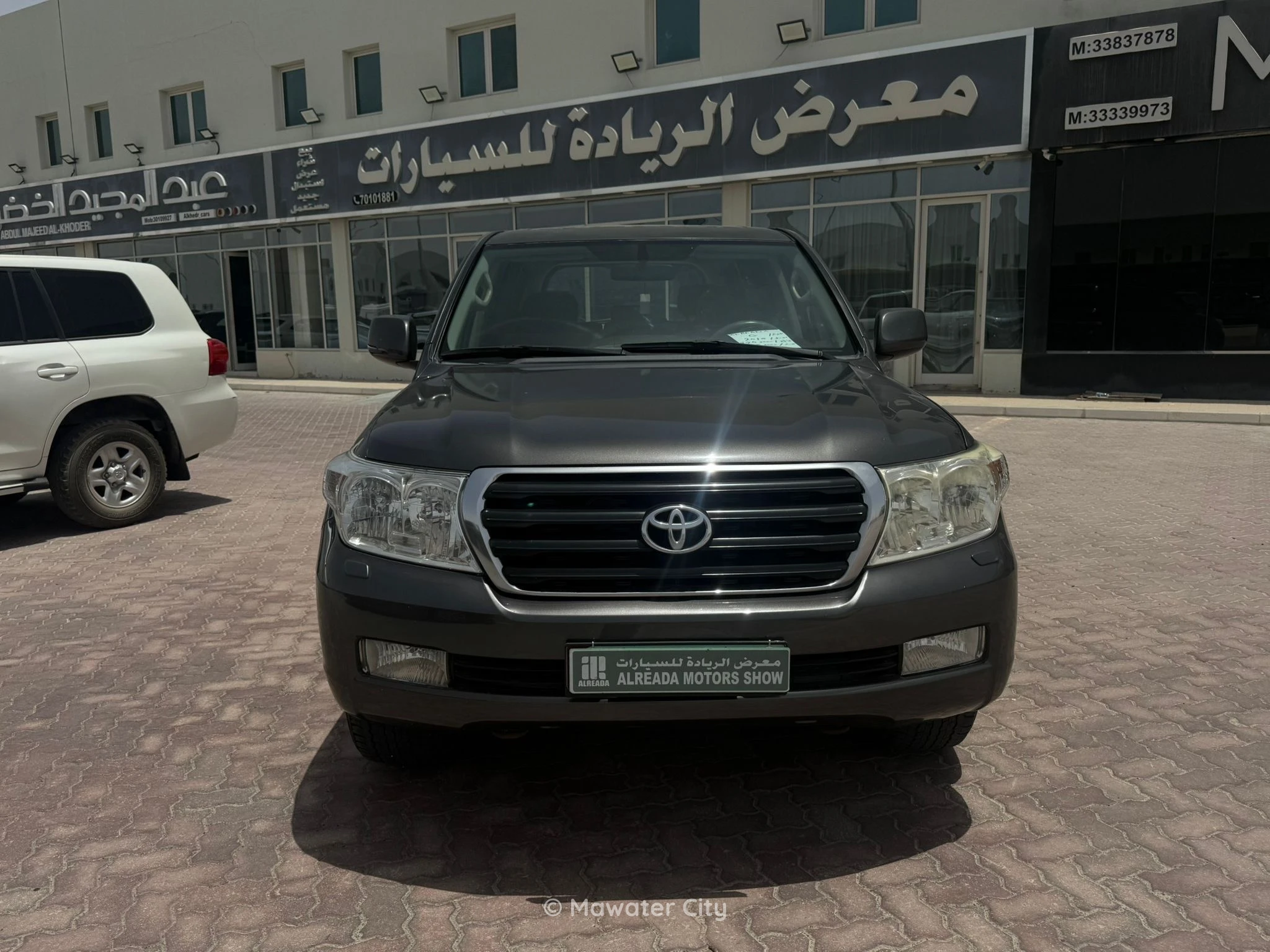 Toyota Land Cruiser 2010 — Mawater City