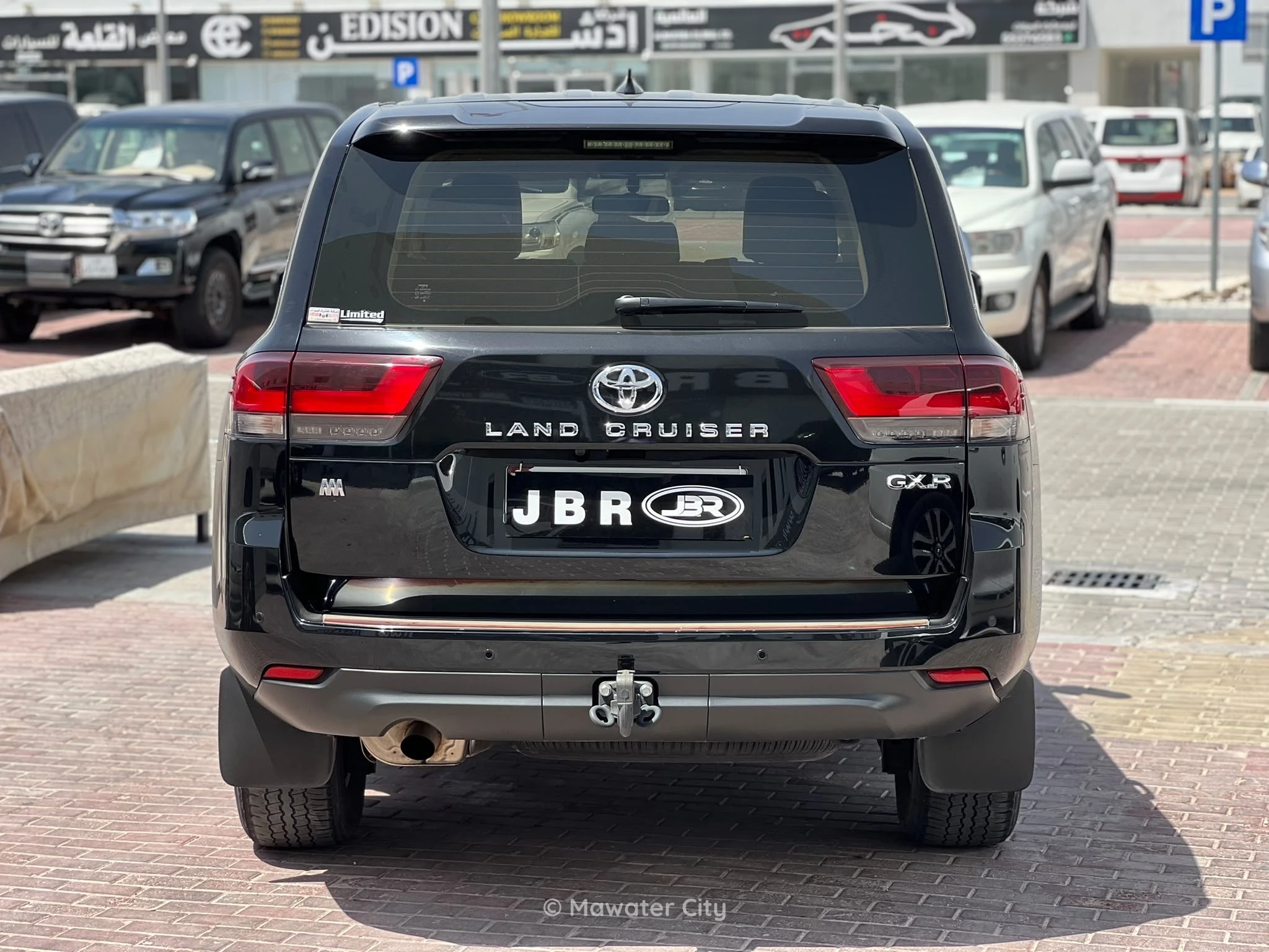 Toyota Land Cruiser GXR 2020 — Mawater City