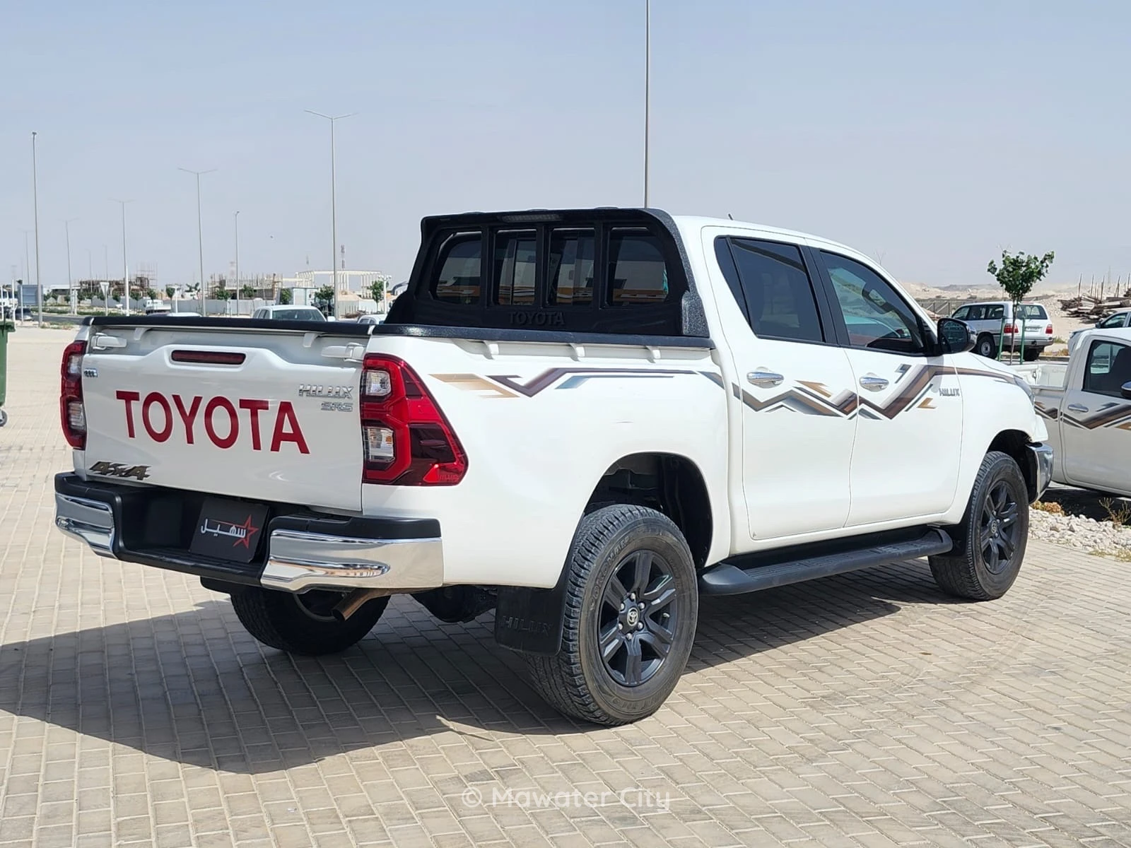 Toyota Hilux 2024 — Mawater City