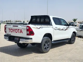 Toyota Hilux 2024 — Mawater City