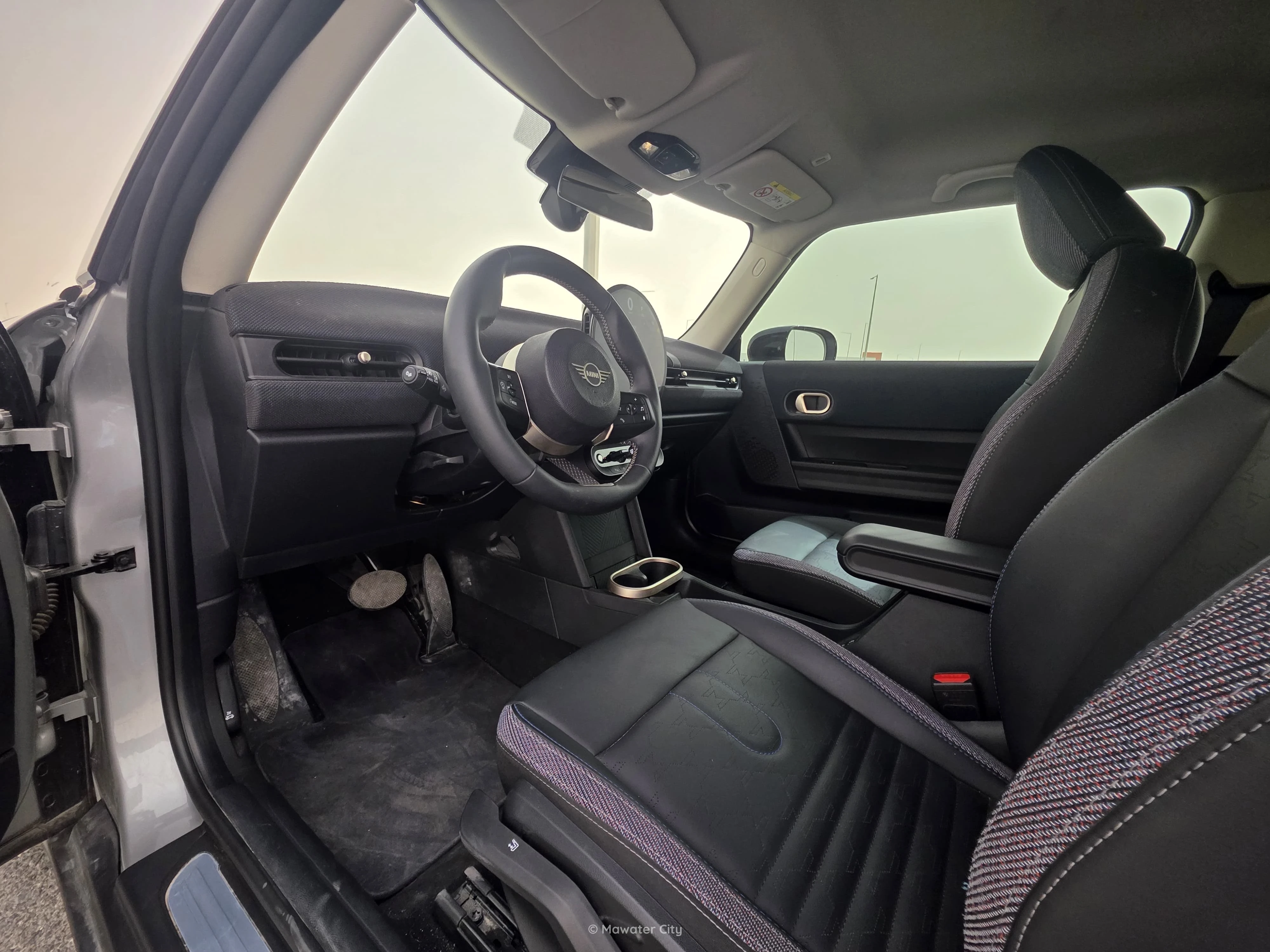 Mini Cooper 2025 — Mawater City