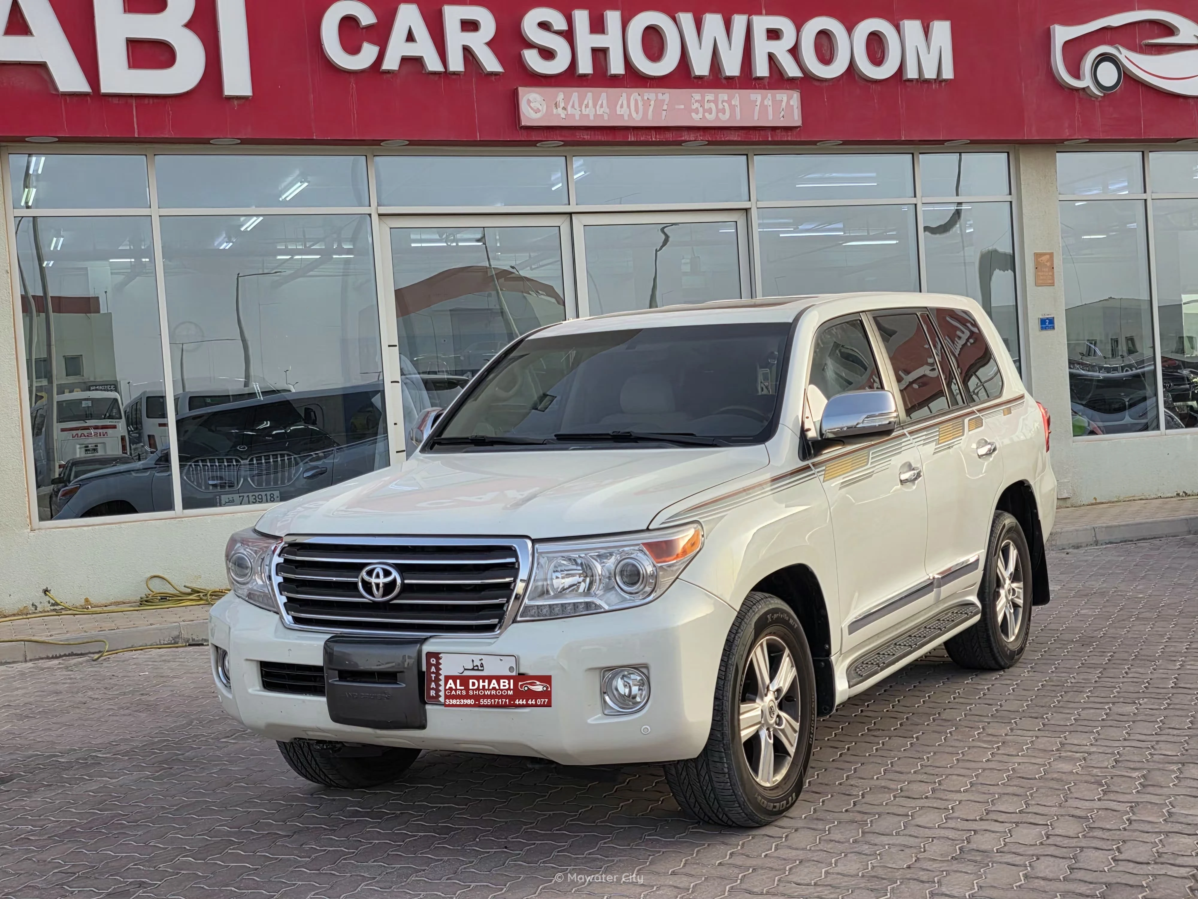 Toyota Land Cruiser GXR 2013 — Mawater City
