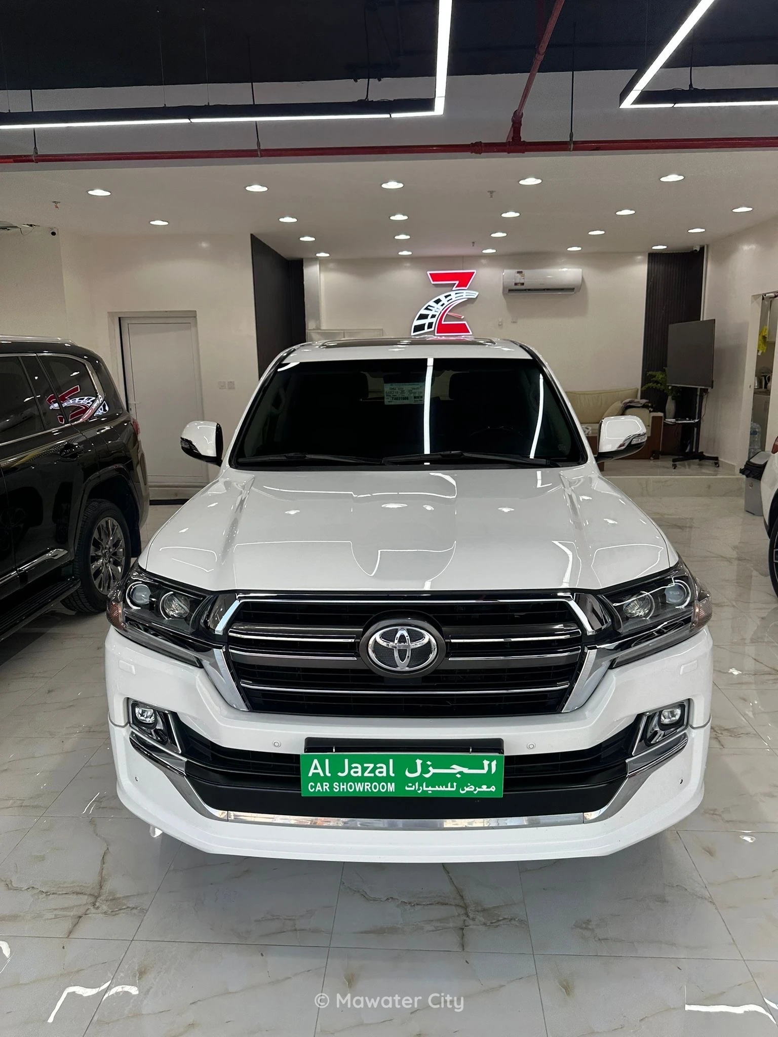 Toyota Land Cruiser GXR 2020 — Mawater City