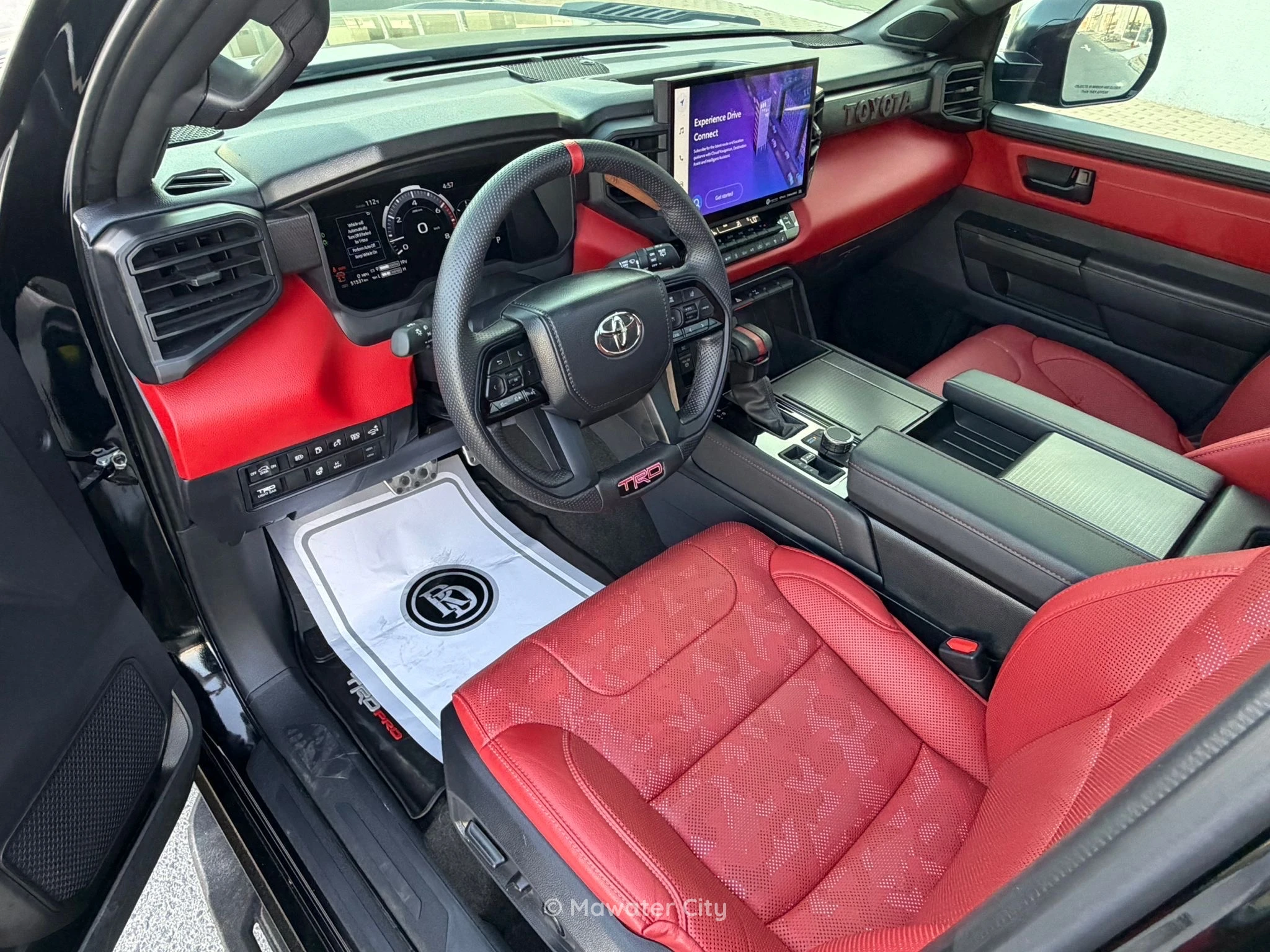 Toyota Sequoia 2024 — Mawater City