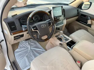 Toyota Land Cruiser GXR 2018 — Mawater City