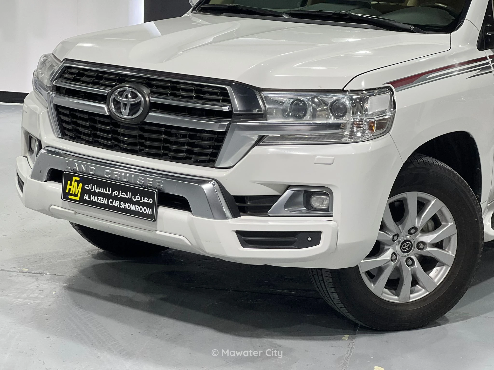 Toyota Land Cruiser GXR 2021 — Mawater City