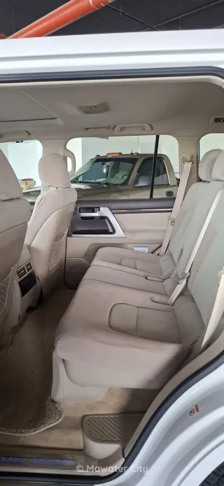 Toyota Land Cruiser VXR 2019 — Mawater City