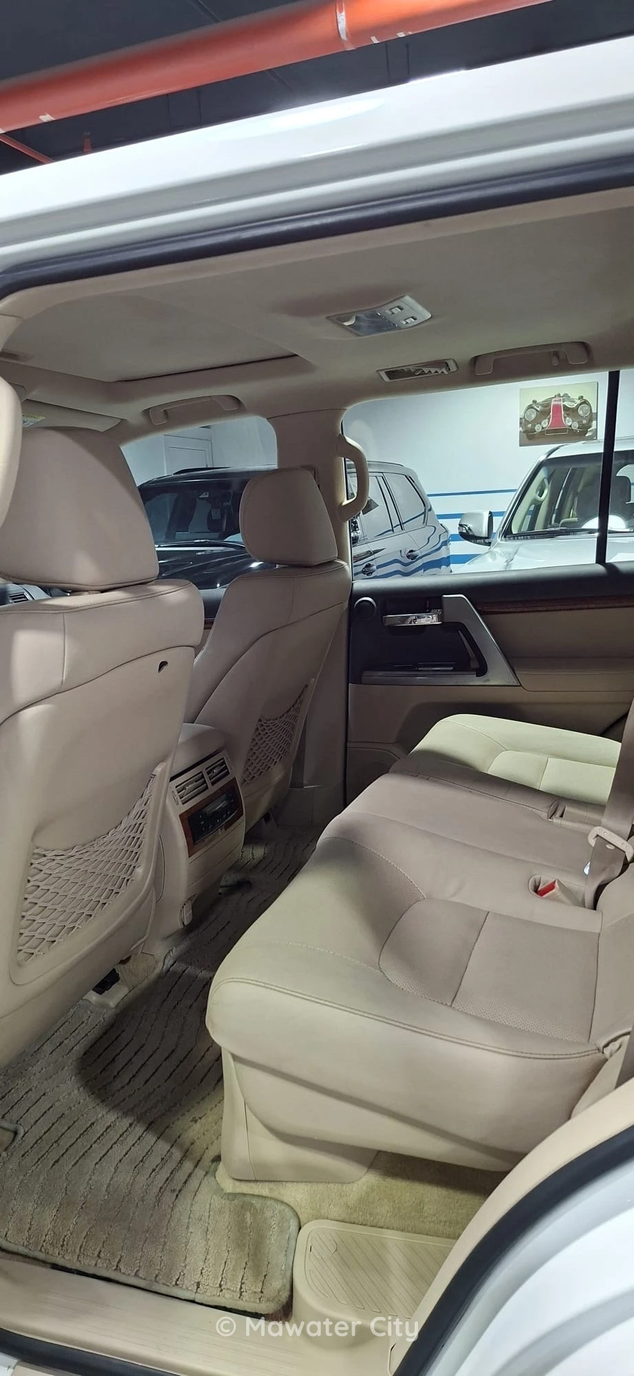 Toyota Land Cruiser VXR 2014 — Mawater City