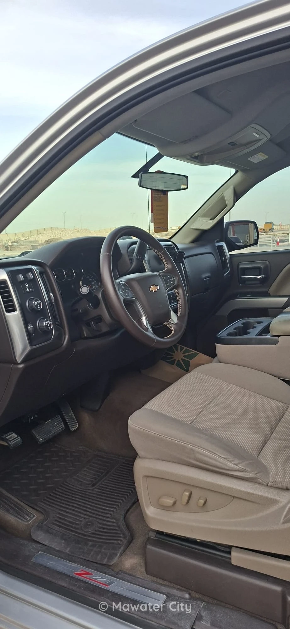 Chevrolet Silverado 2018 — Mawater City