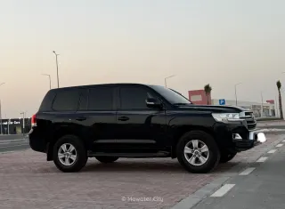 Toyota Land Cruiser GXR 2019 — Mawater City